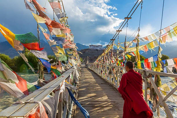 Leh Ladakh Tour Packages from Delhi - C Himalaya